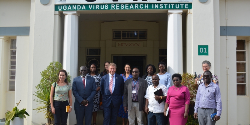 The CEO of GAVI Dr Seth Berkley visits UVRI meets staff and sees the work of EPI and UVRI-IAVI among others.